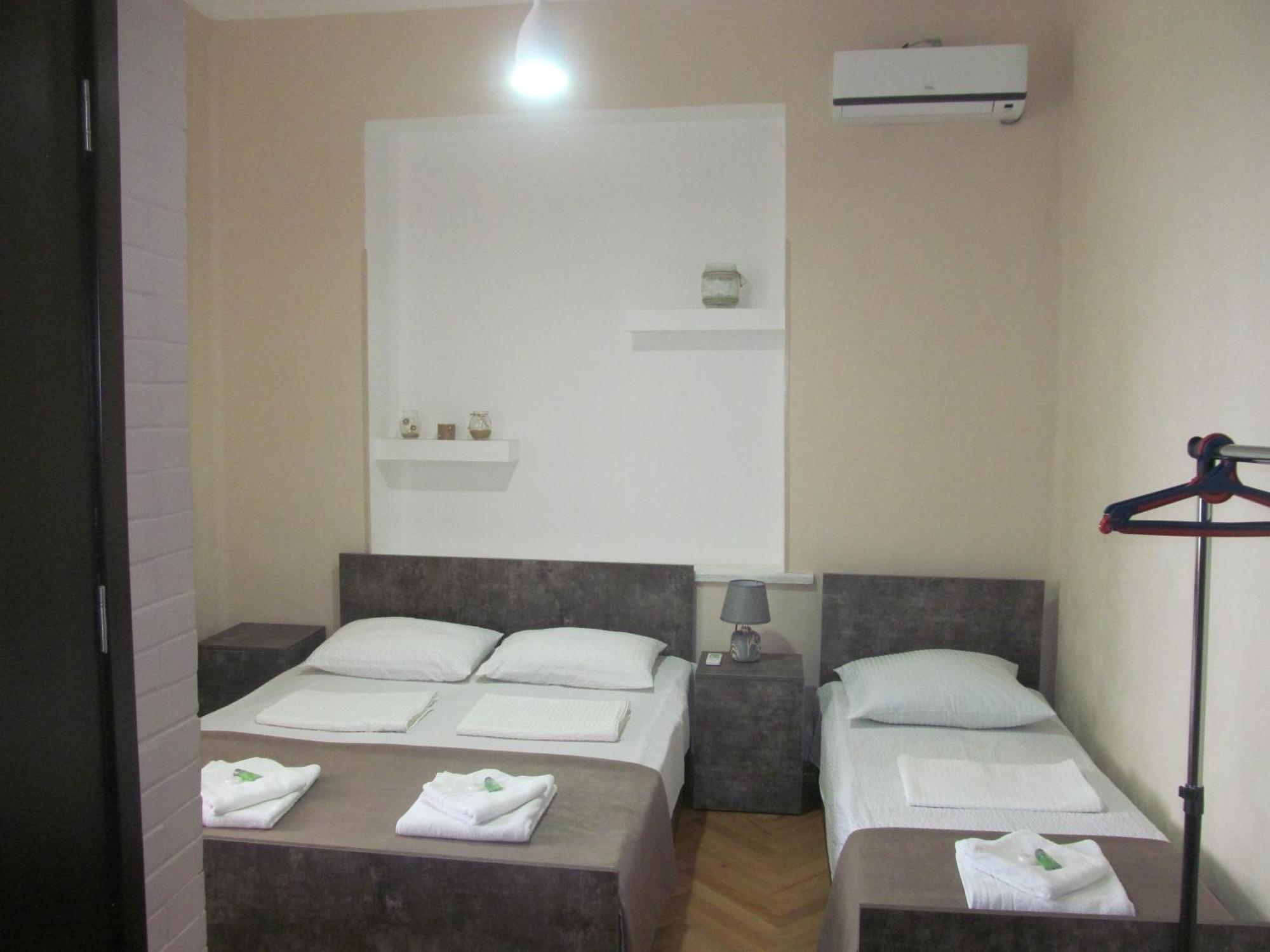 Hotel Classic Telavi Buitenkant foto