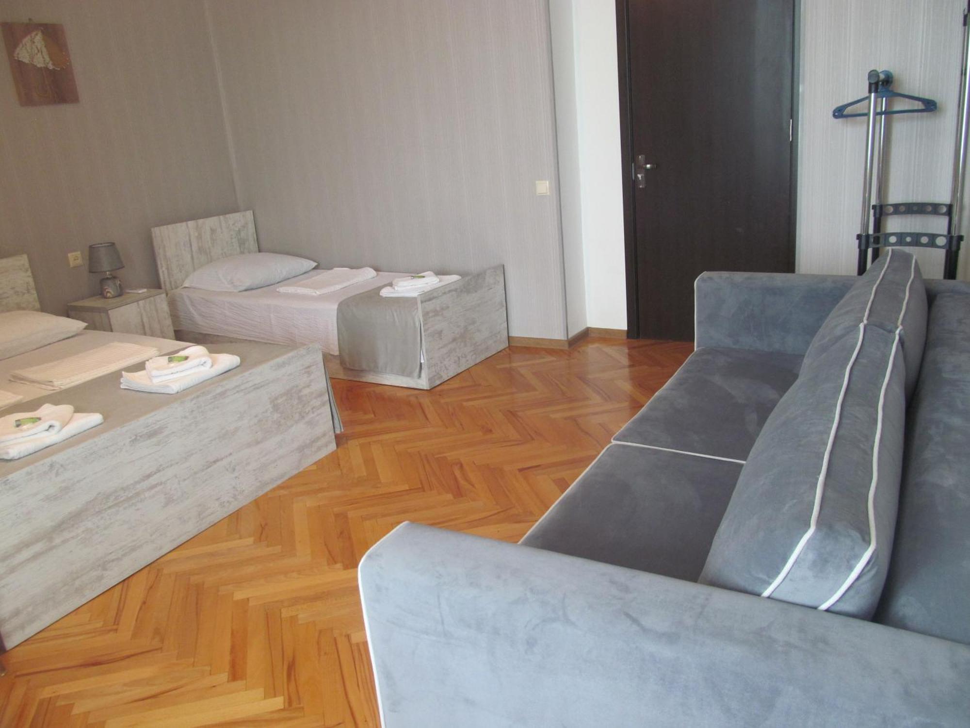 Hotel Classic Telavi Buitenkant foto