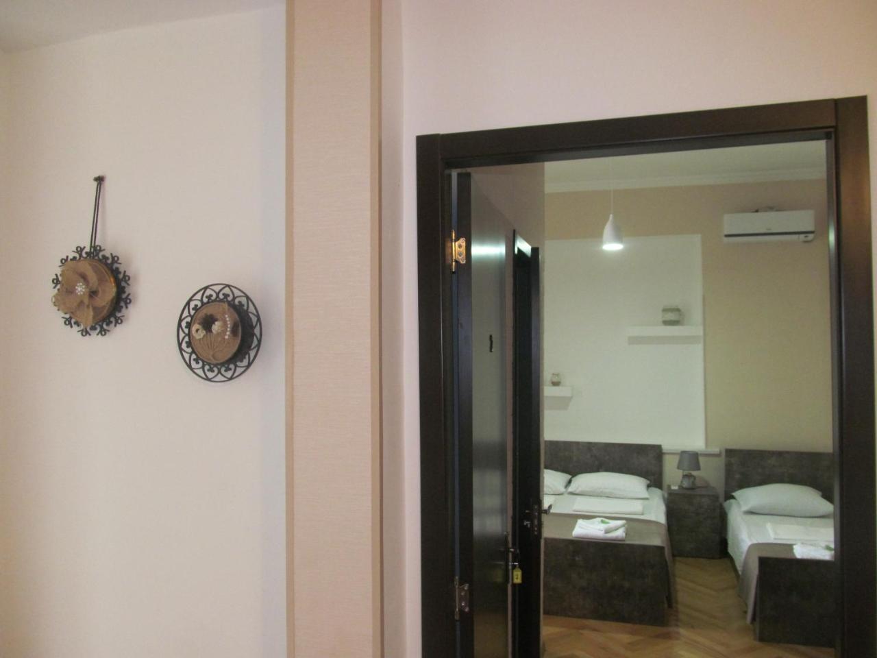 Hotel Classic Telavi Buitenkant foto
