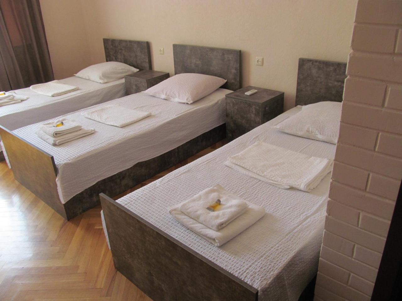 Hotel Classic Telavi Buitenkant foto