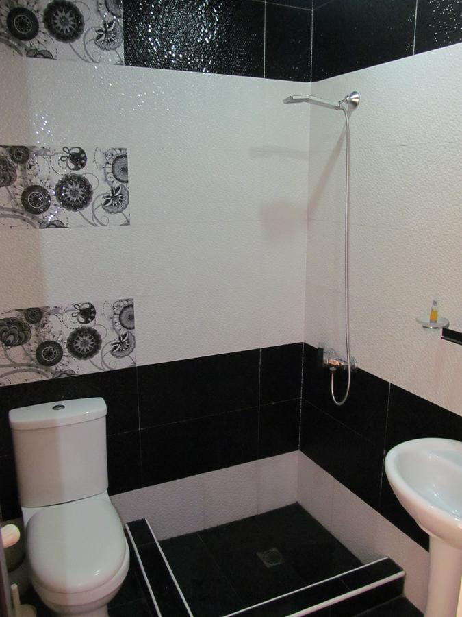 Hotel Classic Telavi Buitenkant foto