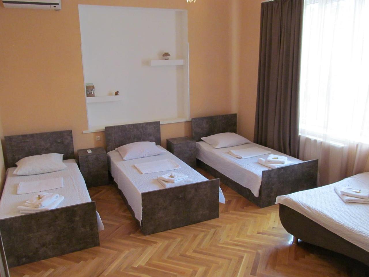 Hotel Classic Telavi Buitenkant foto